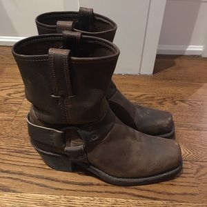 Frye boots - women’s size 7.5